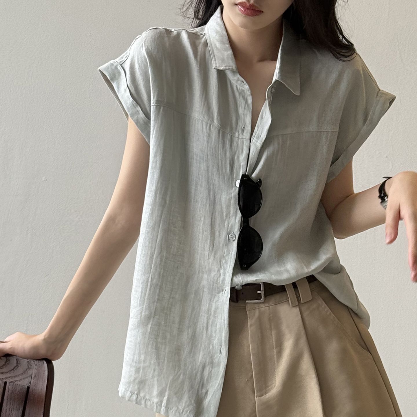 素面小飛袖襯衫 輕盈透氣 氣質通勤款