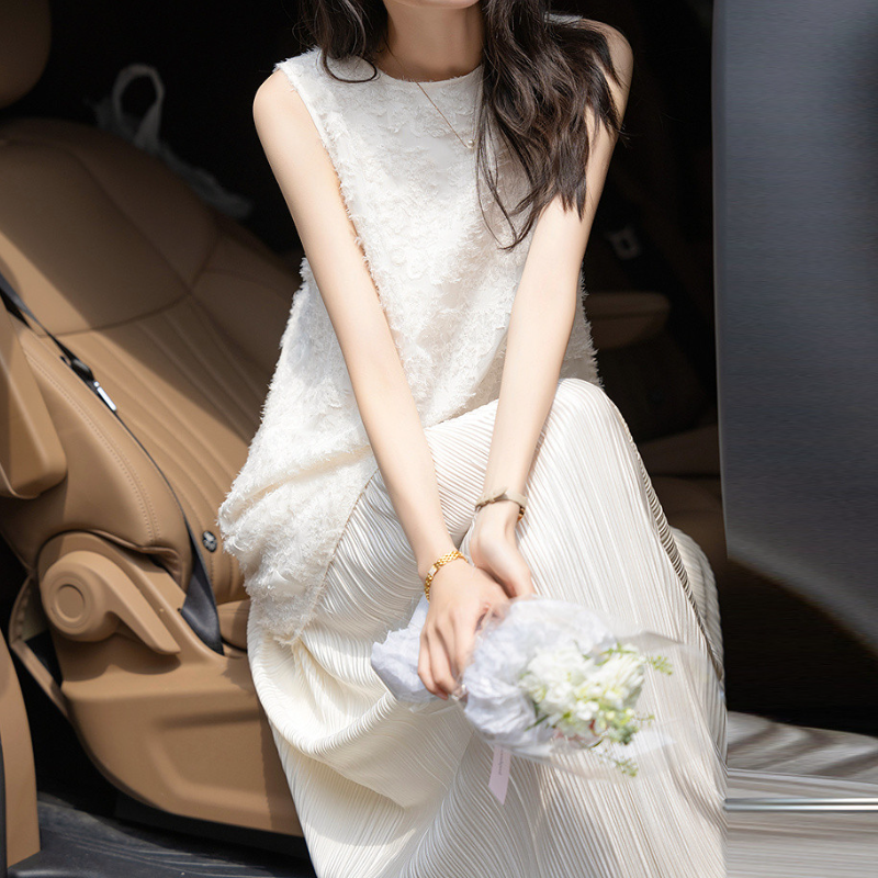 假日風層次拼接無袖洋裝 立體剪花上身 壓褶長裙 長版 氣質顯瘦