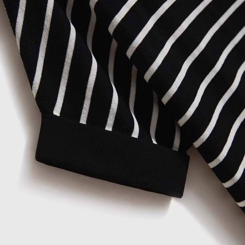 涼感冰絲逆齡短袖上衣 天絲觸感鎖骨微露不曝曬 懶人穿搭百搭條紋蝙蝠袖