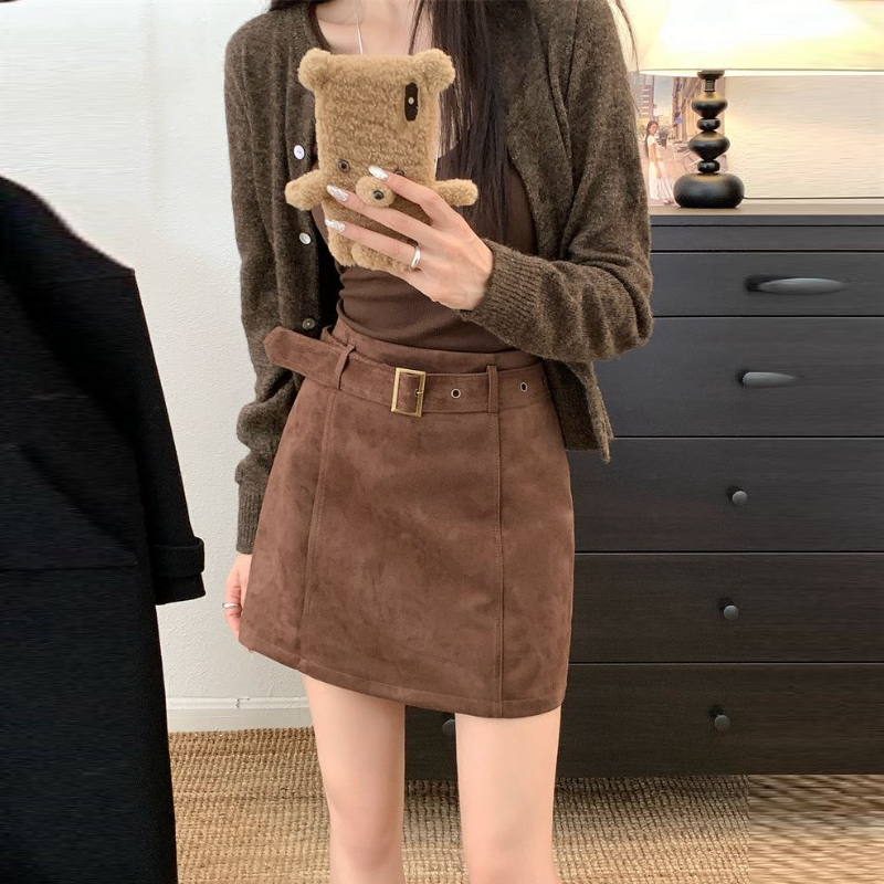 麂皮質感高腰 A 字短裙 咖啡色系 秋冬百搭款