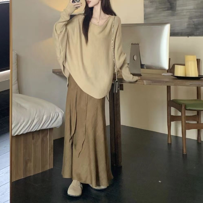 慵懶風蝙蝠袖寬鬆毛衣-早秋針織上衣