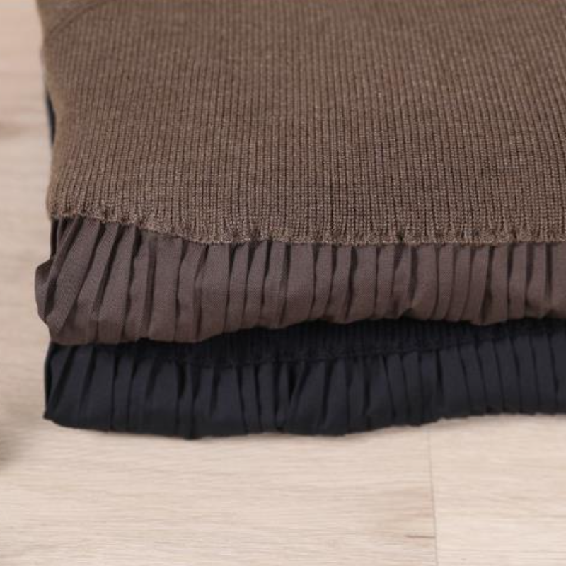 高領針織拼接百褶上衣 寬鬆剪裁 素色氣質 秋冬百搭