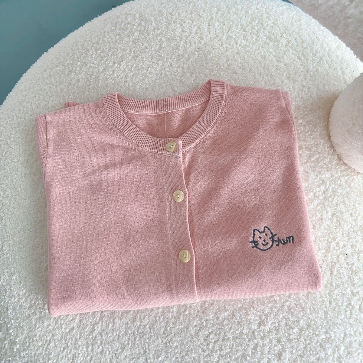 柔軟親膚刺繡針織開襟外套 防曬 復古單排扣