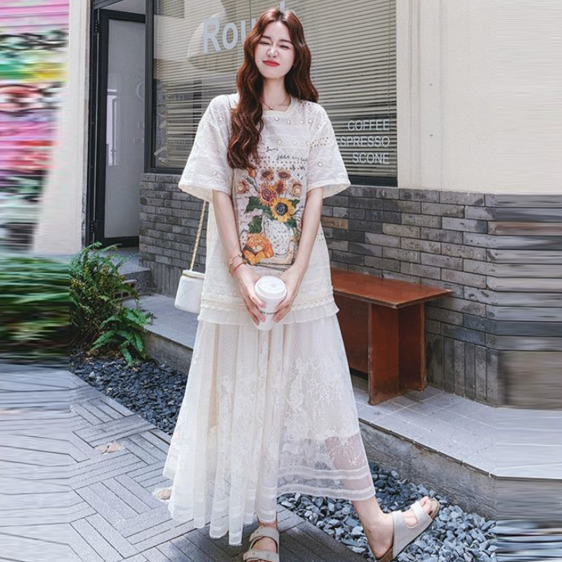 印花蕾絲上衣＋長裙套裝 刺繡細節 氣質優雅兩件式洋裝感穿搭