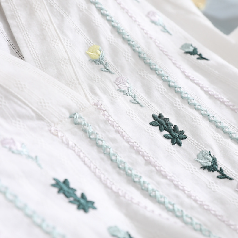 簡約純棉刺繡白色襯衫 百搭短袖寬鬆民族風V領上衣