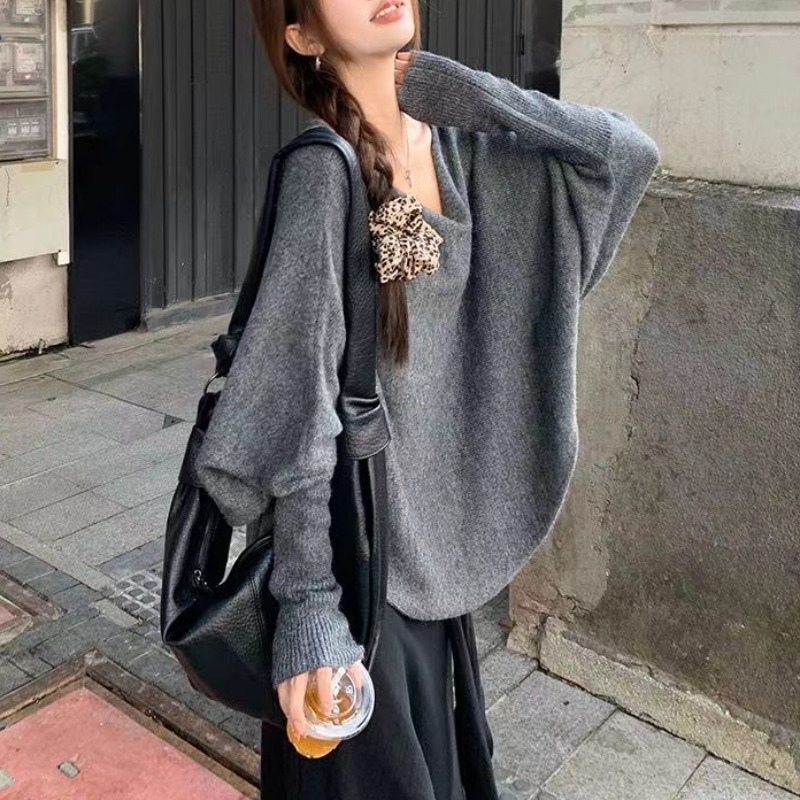 慵懶風蝙蝠袖寬鬆毛衣-早秋針織上衣