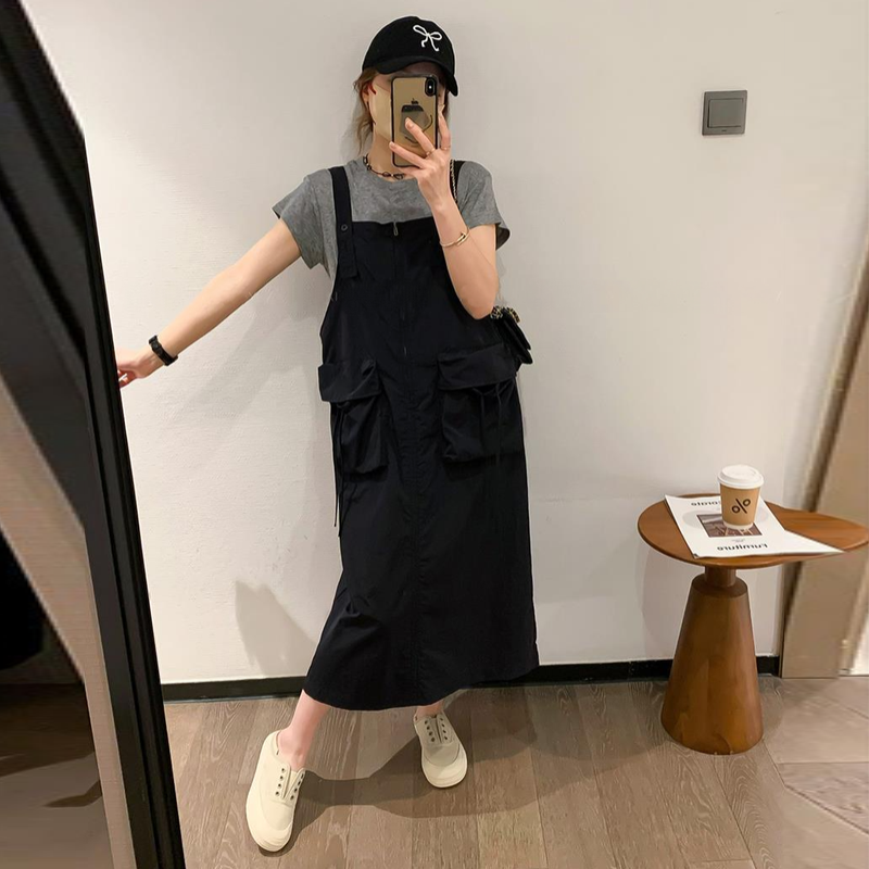 工裝風背心洋裝 大口袋設計 後開衩寬鬆中長裙