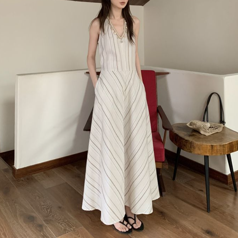 細條紋無袖V領長洋裝 收腰剪裁 法式氣質度假風洋裝