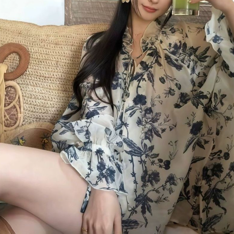 水墨花卉襯衫 輕薄防曬設計 寬鬆飄逸 文青氣質款