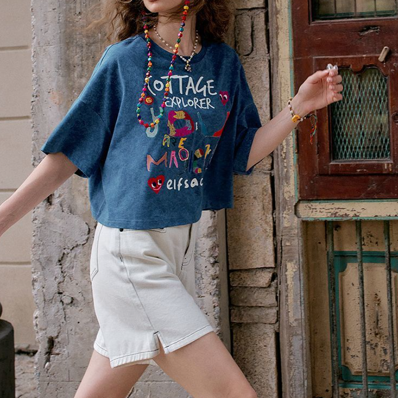 塗鴉字母印花短袖T恤 寬鬆短版休閒款