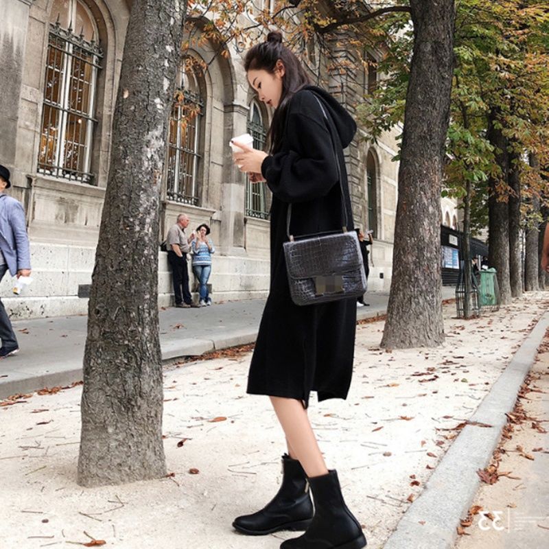 韓系字母印花連帽刷毛洋裝 寬鬆剪裁 過膝側開衩