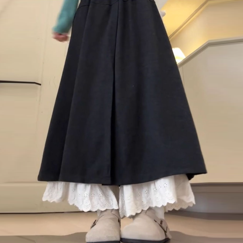 深灰蕾絲拼接褲裙 闊腿垂墜感 嬌小友善 秋季新款