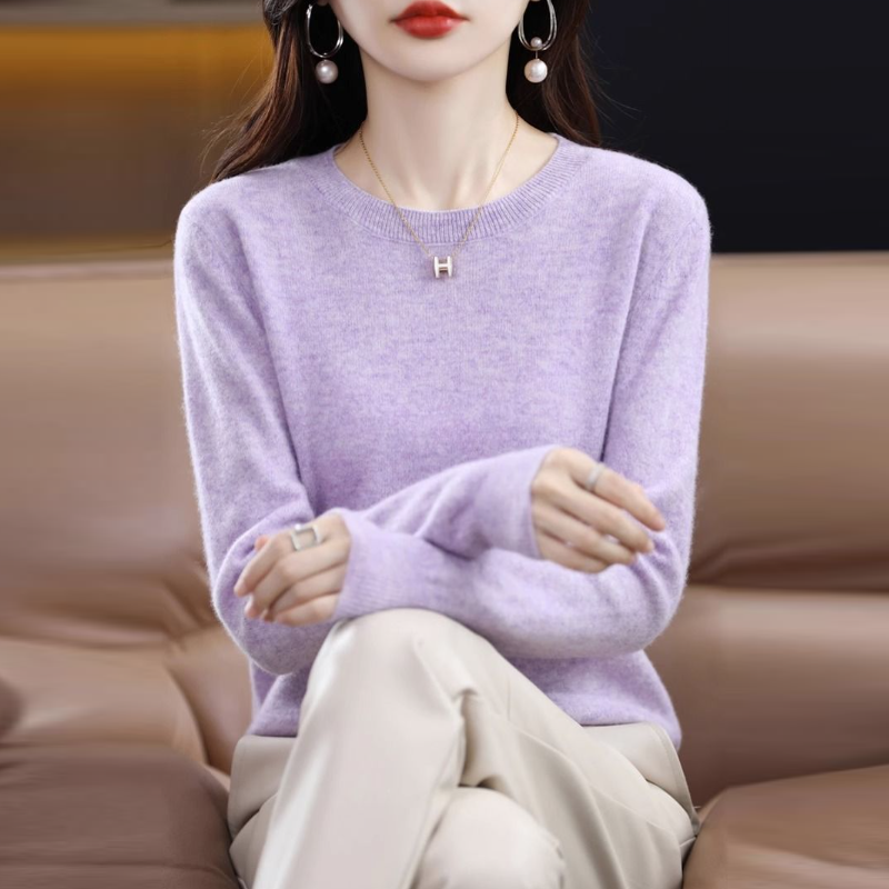 早春柔軟親膚針織上衣 圓領長袖 寬鬆好搭毛衣