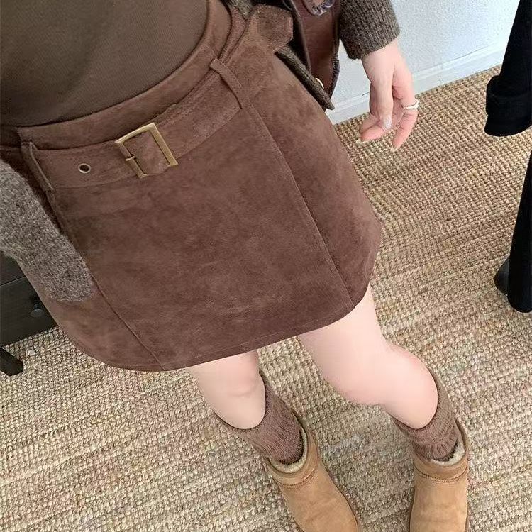 麂皮質感高腰 A 字短裙 咖啡色系 秋冬百搭款