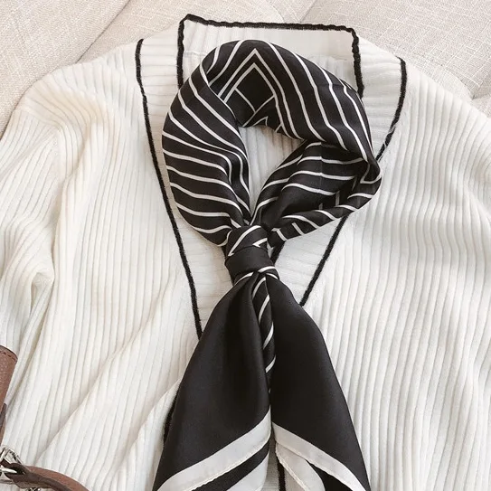 高級感時尚方巾 通勤簡約OL絲巾 優雅緞面職業