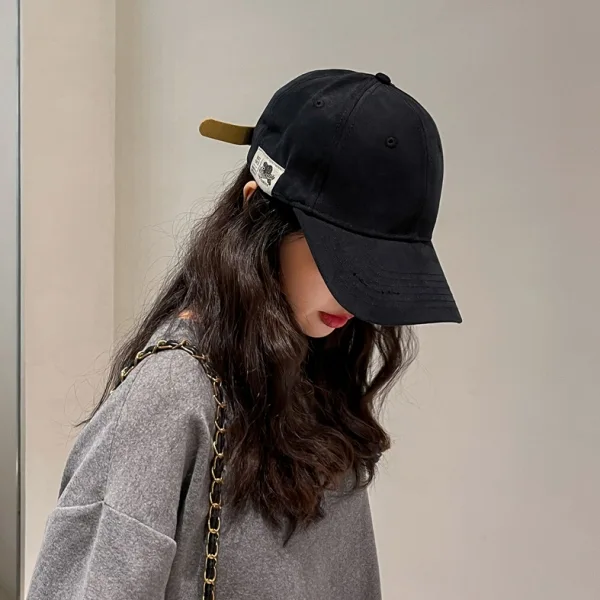 完美提升時尚度 新款字母棒球帽 ootd穿搭配飾 防紫外線顯臉小棒球帽鴨舌帽 自由調節