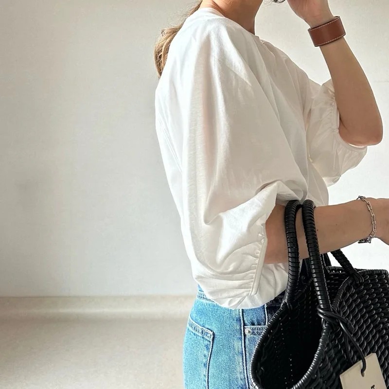 日系樂天寬鬆圓領拼接燈籠袖T恤