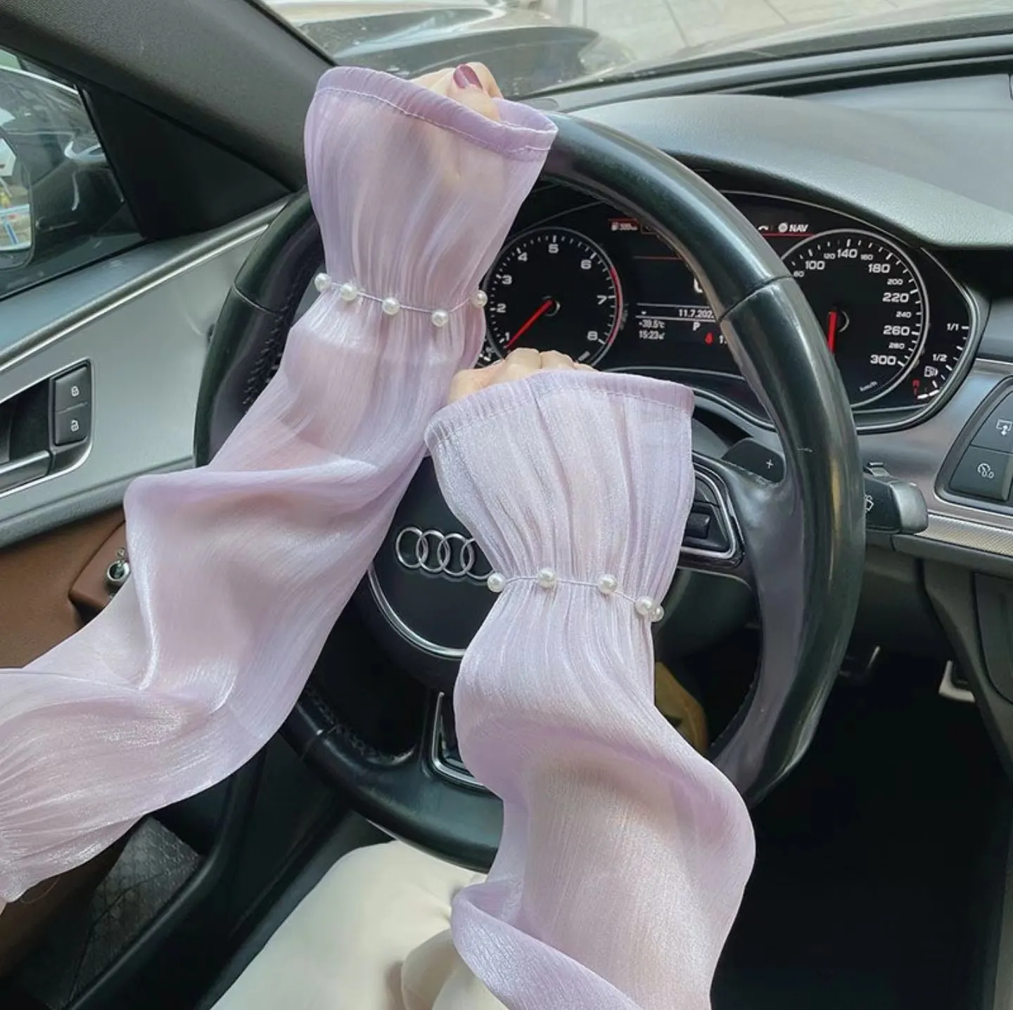 高顏值超輕透防曬袖套夏季開車必備 戶外騎行防紫外線薄款透氣泡泡袖手袖