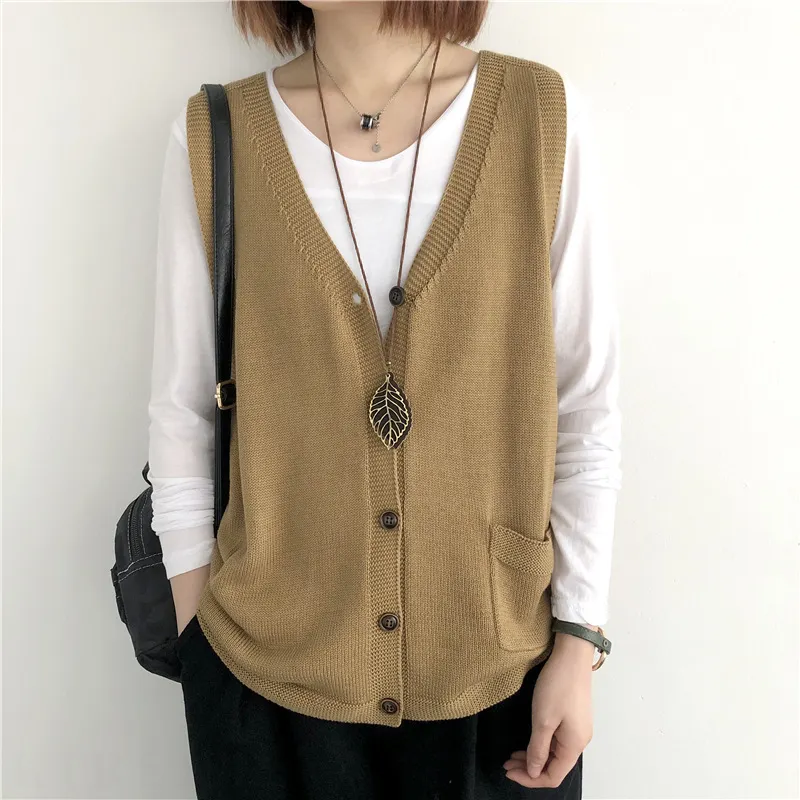 文藝復古V領針織背心-春秋寬鬆單排扣設計 大尺碼無袖上衣