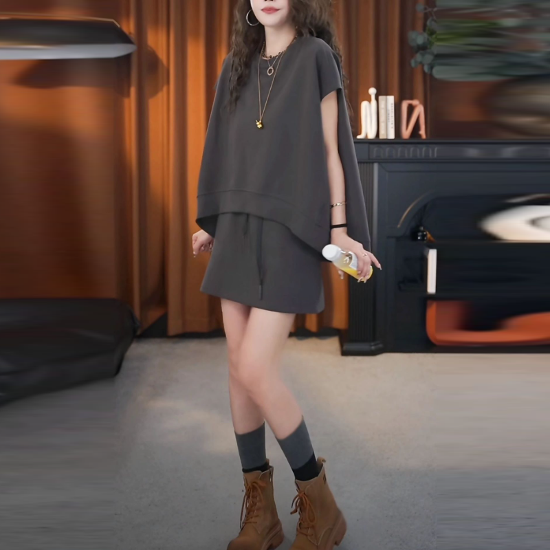 休閒寬鬆兩件式套裝 高腰A字短裙組