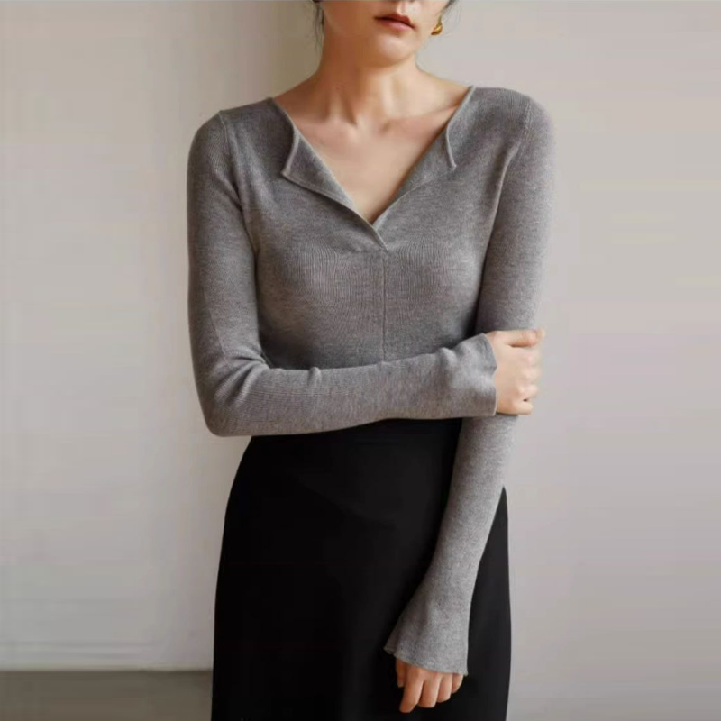 法式開領V領貼身針織上衣 秋冬長袖 羅紋彈性 內搭外穿 高級感