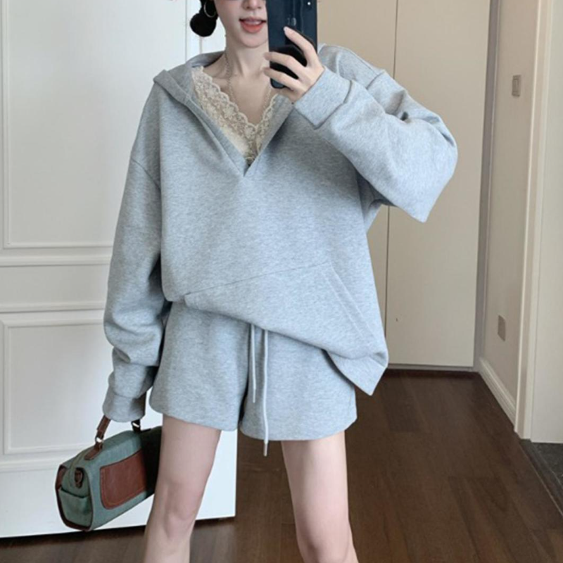休閒套裝運動系大V連帽+抽繩短褲套裝