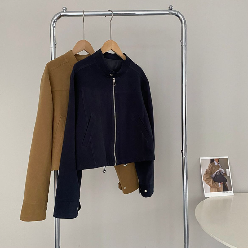 美式復古立領短版夾克 拉鍊門襟 釦帶設計 挺版有型外套