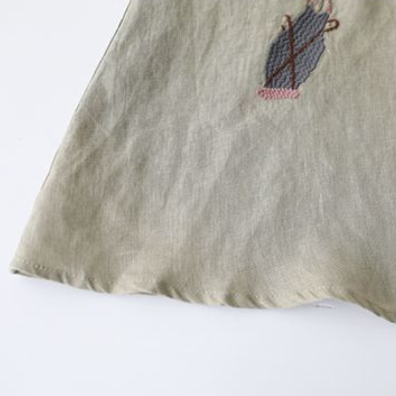 夏季森系刺繡連身裙 圓領寬鬆A字版型 文青甜美洋裝