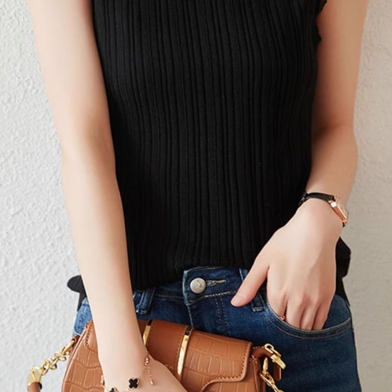 蕾絲拼接小高領無袖針織上衣 西裝內搭首選