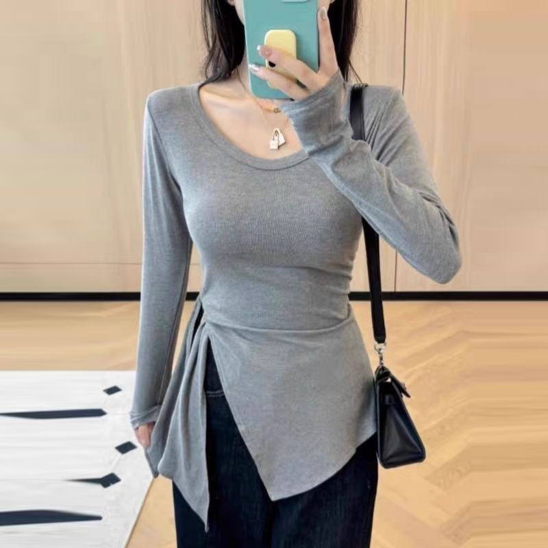 大尺碼修身長袖上衣 中長版 不規則下擺 側扭結設計 鎖骨領 顯瘦內搭