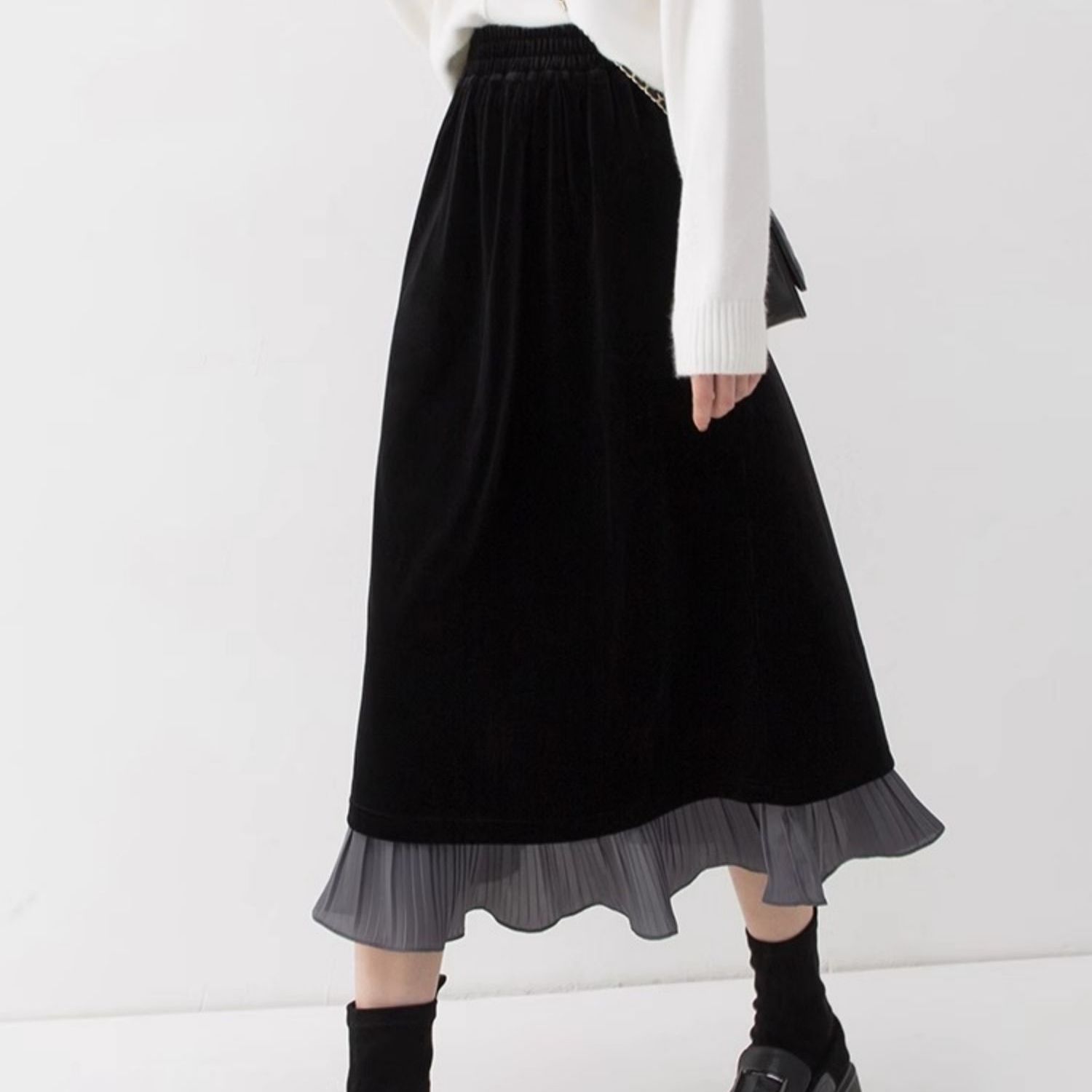 多巴胺絲絨撞色半身裙女2024秋冬新款黑色高腰氣質半裙假兩件