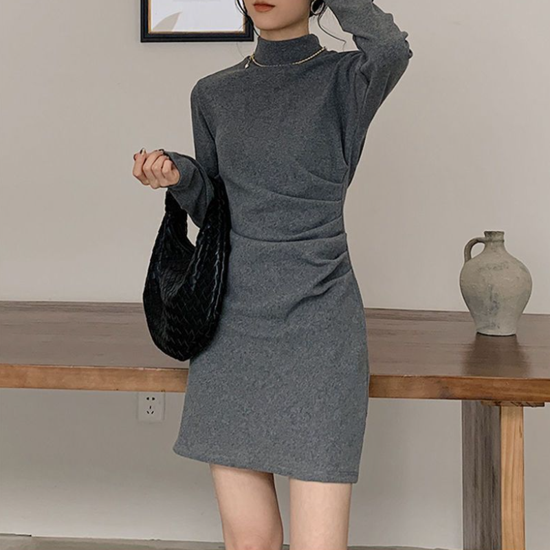 法式修身針織短洋裝 半高領設計 秋冬簡約氣質款