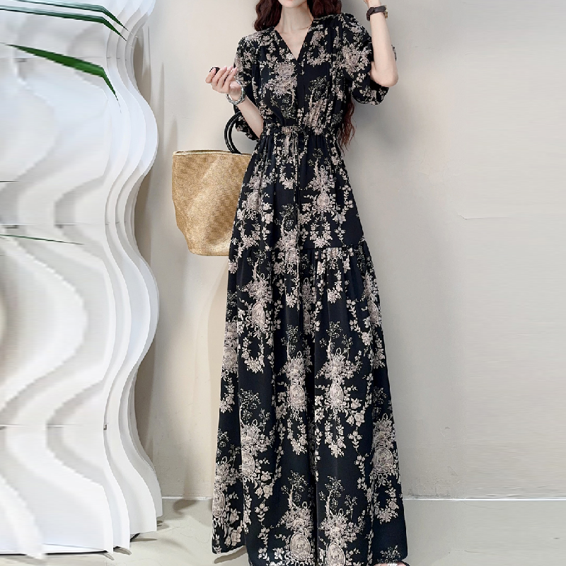 落地碎花長洋裝 3D藏腹剪裁 可調式抽繩顯瘦 大尺碼連身裙