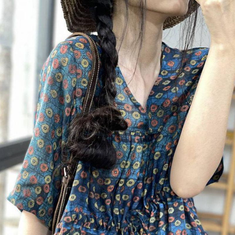 簡約 ‧ 收腰文藝復古印花連身裙