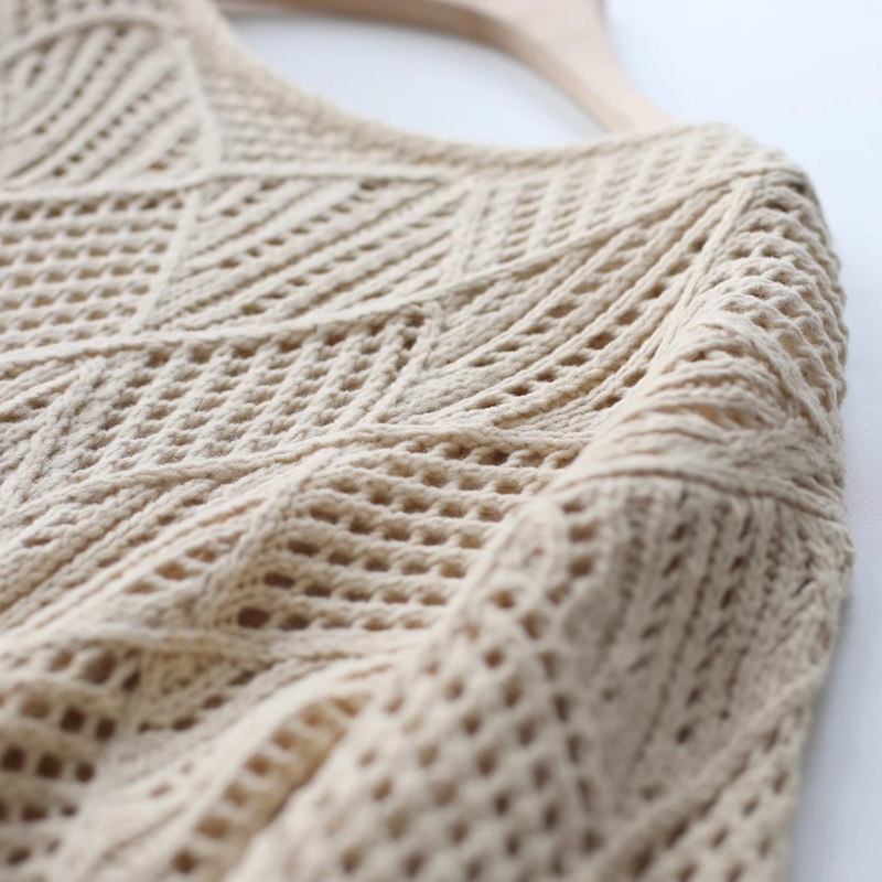 好搭鏤空針織上衣 高級感慵懶氣質毛衣