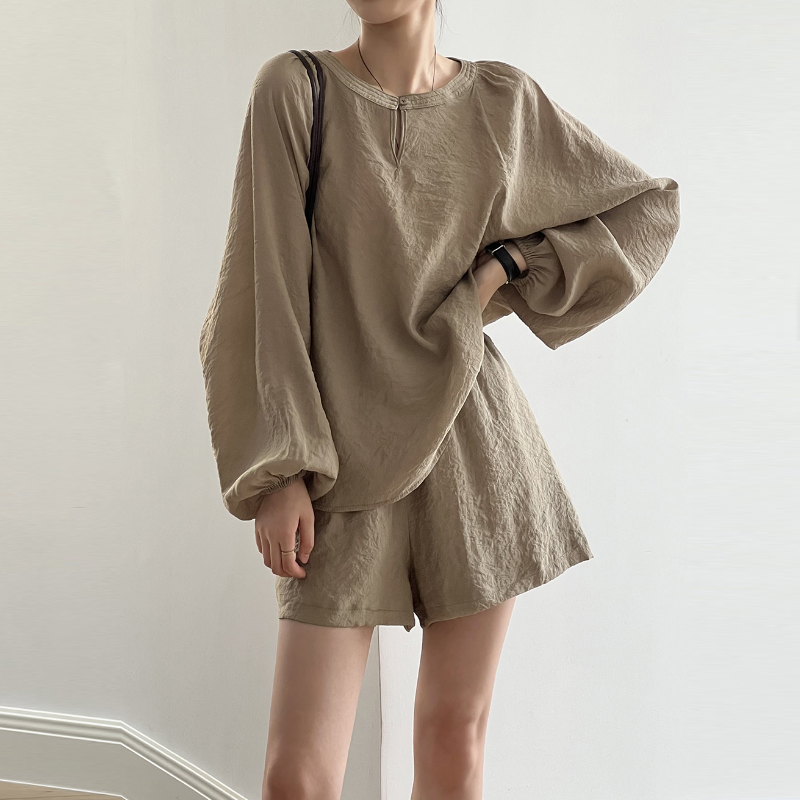 名媛風兩件套 寬鬆褶皺棉麻圓領防曬上衣＋寬褲短褲套裝