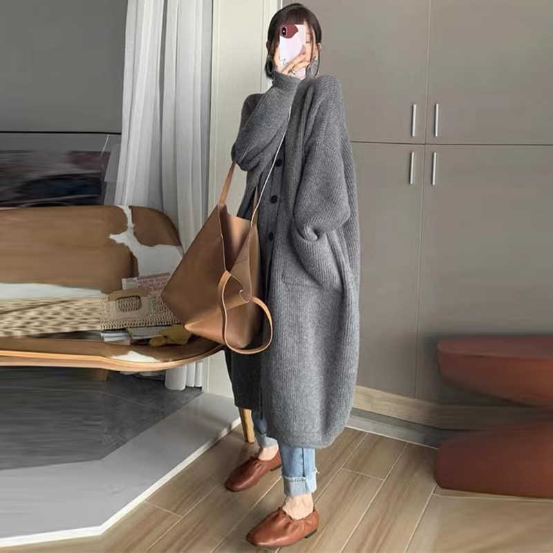 韓系 ‧ 高領寬鬆針織長版外套