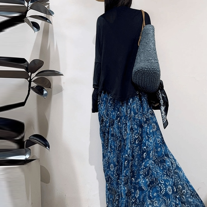 加長款深藍碎花沖繩渡假洋裝 夏季吊帶顯瘦長裙