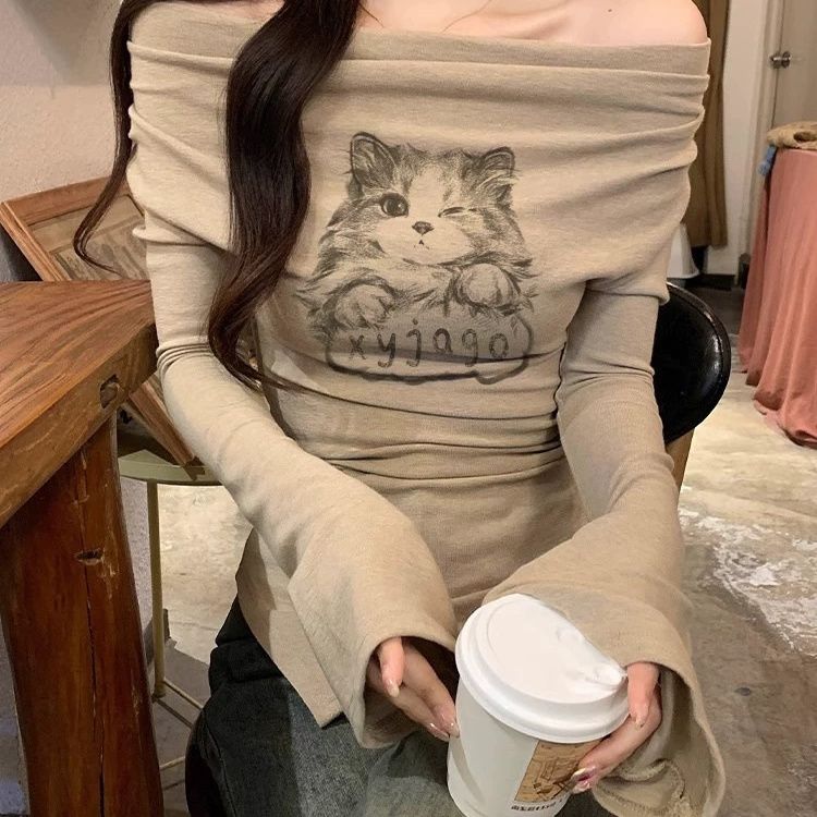 垂墜領長袖T 小貓印花 修身版 不對稱斜下擺 秋冬內搭