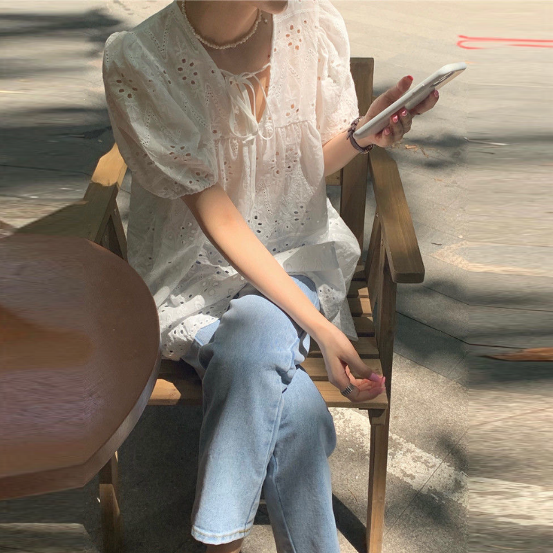 法式氧感蕾絲刺繡上衣 泡泡袖鏤空薄款短袖襯衫