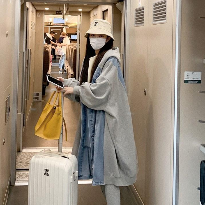 韓系慵懶風牛仔拼接連帽外套 寬鬆剪裁 中長版設計