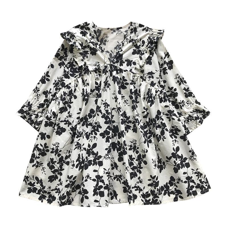 V領大板型泡泡袖娃娃衫 寬鬆甜美荷葉邊蓬蓬碎花襯衫