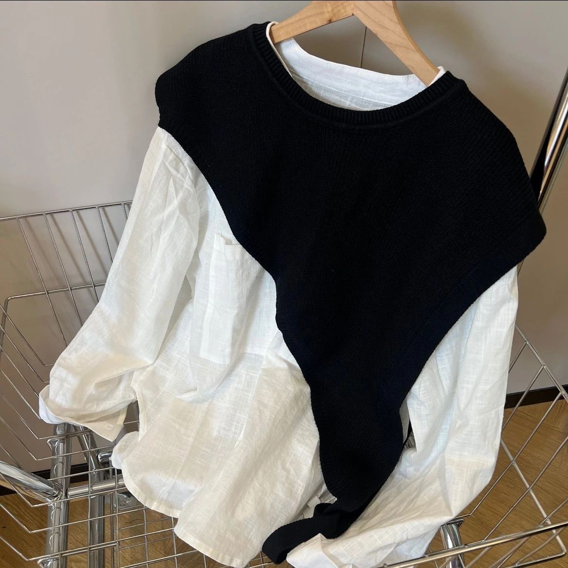 【層次感疊穿】時尚百搭斜肩披肩設計款 針織披肩式無袖馬甲休閒穿搭