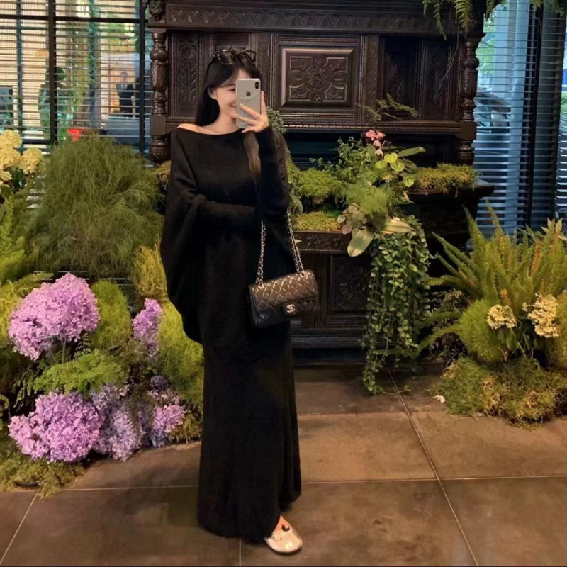 慵懶風蝙蝠袖寬鬆毛衣-早秋針織上衣