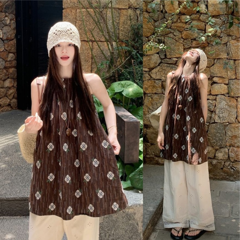 棕色印花無袖上衣 掛脖設計寬鬆剪裁 文青復古風