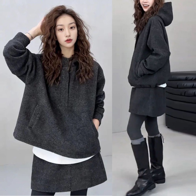 連帽上衣＋半身裙兩件式套裝（刷毛） 休閒剪裁 秋冬耐看好搭