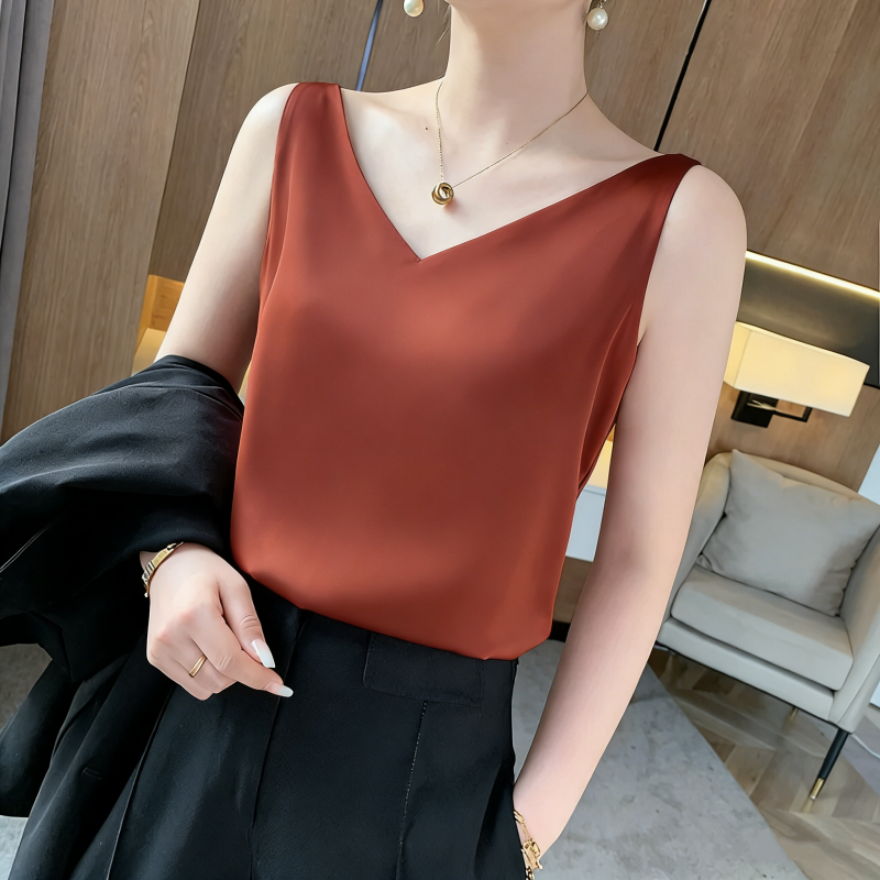 新款冰絲緞面簡約春夏V領寬鬆緞面背心 辣妹白色真絲吊帶背心bratop