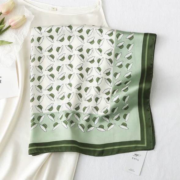 高級感時尚方巾 通勤簡約OL絲巾 優雅緞面職業