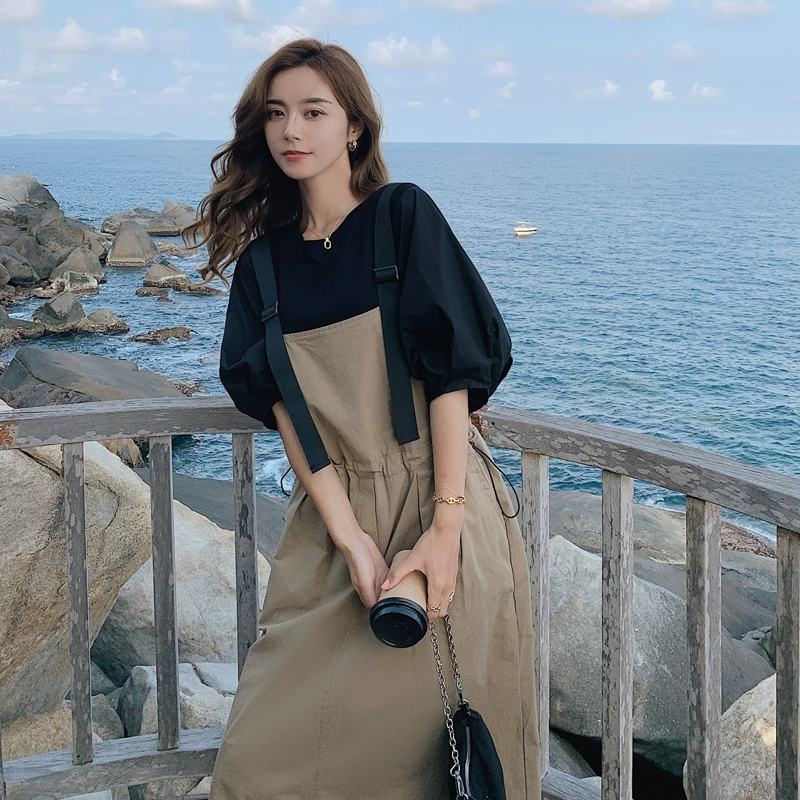 韓版寬鬆背帶裙兩件套-顯瘦收腰設計连身裙 泡泡袖花苞上衣