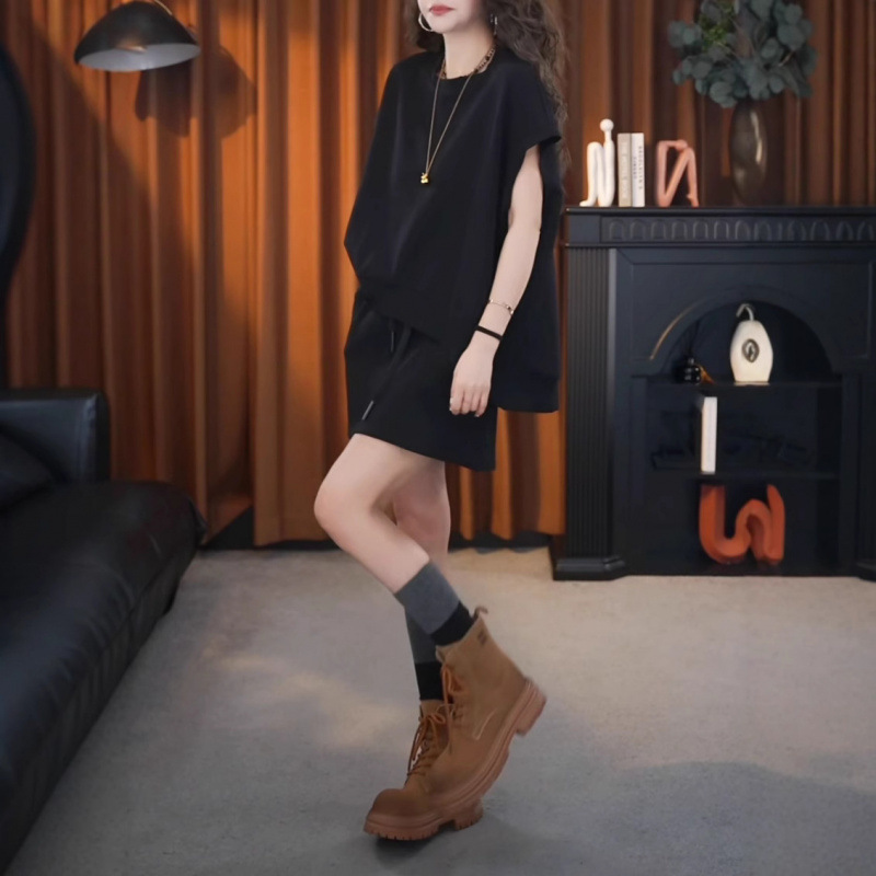 休閒寬鬆兩件式套裝 高腰A字短裙組